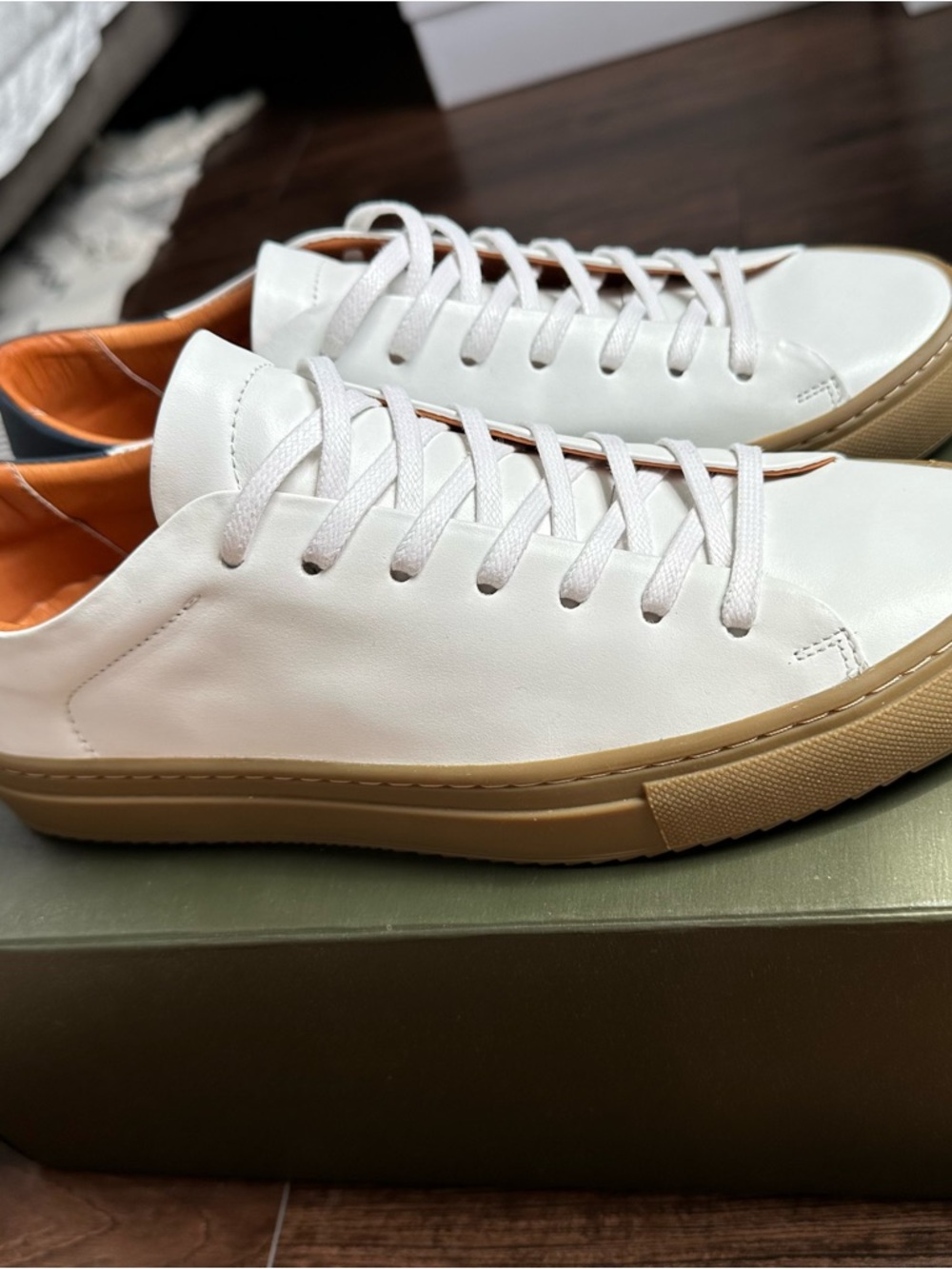 Beckett Simonon White Leather Low-Top Sneakers with Gum Sole